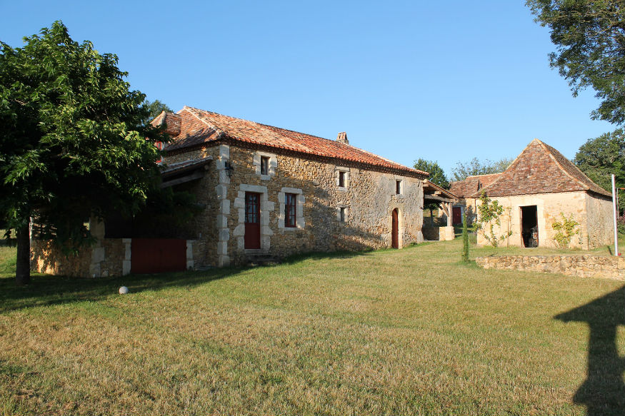 Petite maison vue coté cours